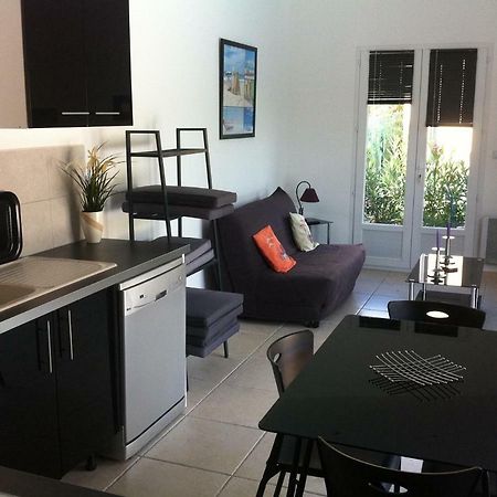 Les Cigales Des Pres Appartement Aups Exterior photo
